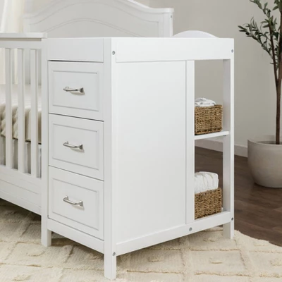 DaVinci Charlie 4-in-1 Convertible Crib & Changer - Image 8