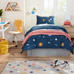 Space Cotton Kids' Comforter Set Navy - Pillowfort™