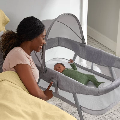 Graco Dream More 2-in-1 Travel Bassinet - Image 2